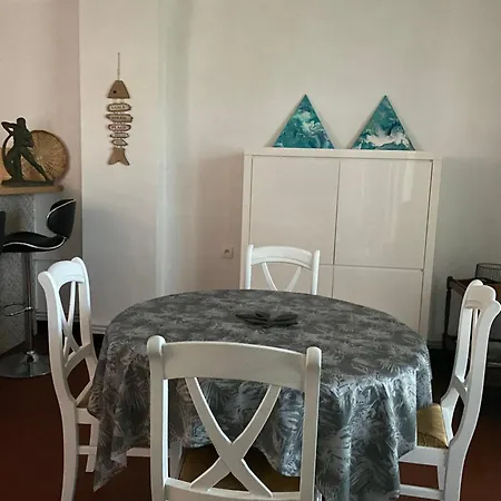 Sea Apartment